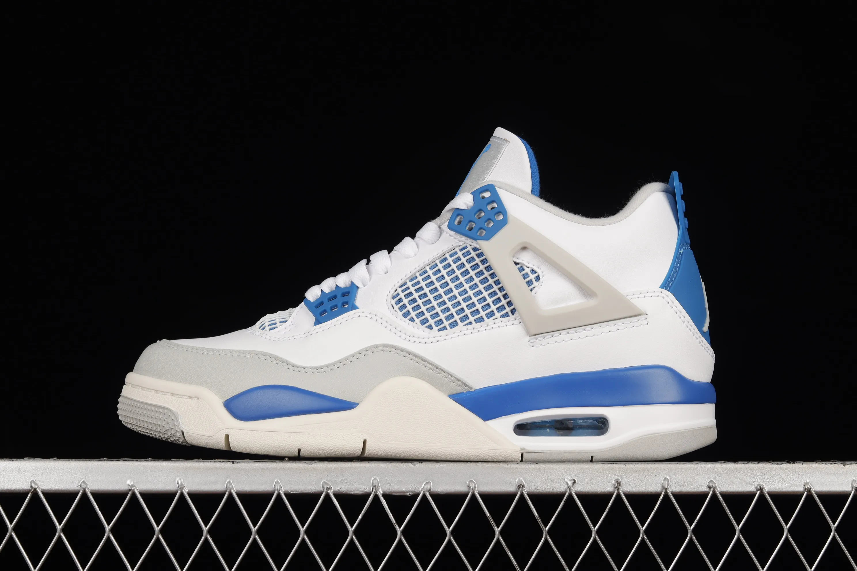 All Categories Air Jordan Jordan Series Basketball Shoes Air Jordan 4 Special Price Air Jordan 4 Retro "Military Blue" AJ4 Joe 4 White Blue 308497-105